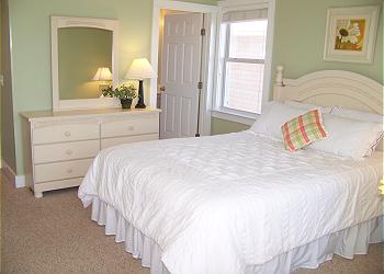 Mariposa-Bedroom4