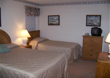 Surfmaster705-Bedroom 2