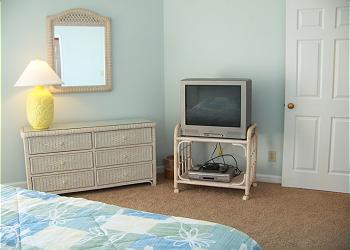 M405-Bedroom1