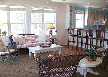Mariposa-SittingArea