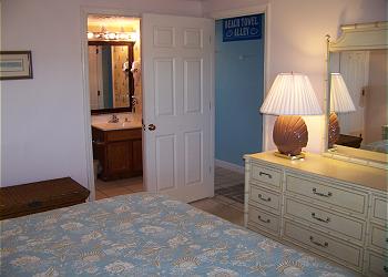 M1106-Bedroom