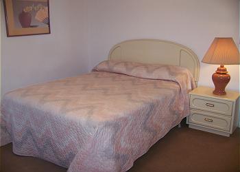 Surfmaster Penthouse E - Bedroom 2