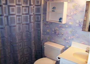 A1105- Bathroom1
