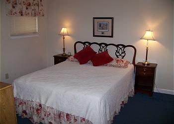 Surfmaster402-Bedroom 3