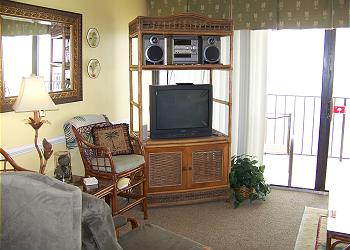 R810-LivingArea