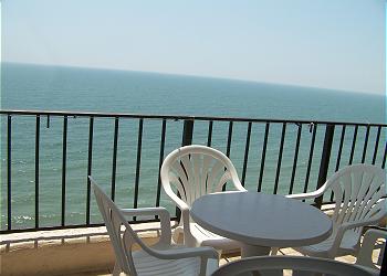 A1105- Balcony