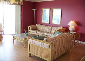 Surfmaster402-Living Area