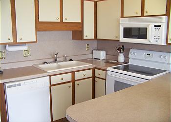 R810-Kitchen