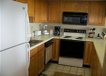 Surfmaster111-Kitchen
