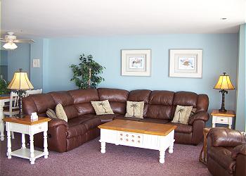 Surfmaster 412 - Living Area