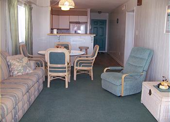 BH105-LivingArea