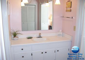 Floral Villa B5 - Private Bathroom