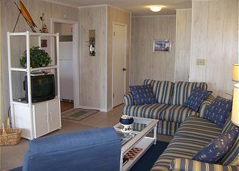 FVE20-Living Area