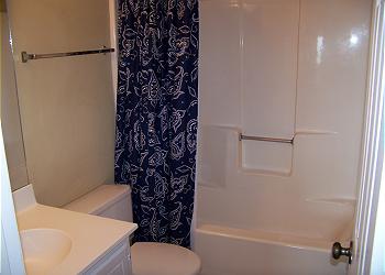 Seasider302-Bathroom1