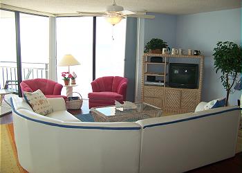 Surfmaster502-Living Area