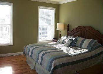 Manta Ray-Bedroom 1
