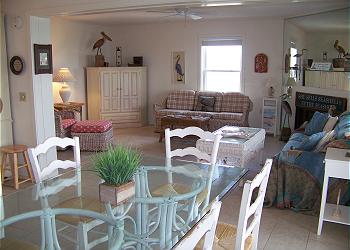 Compass Rose 21 - Dining Area