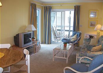 SeaOaks-209-Living Area