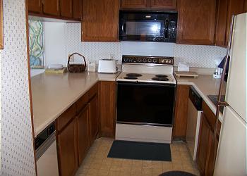 Surfmaster705-Kitchen
