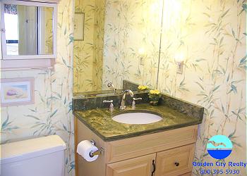 Horizon East 301 - Bathroom 1
