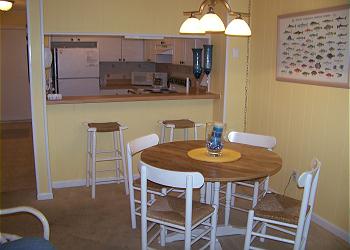 SeaOaks-209-Dining Area