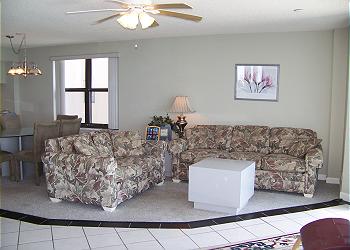 Surfmaster1008-Living Area
