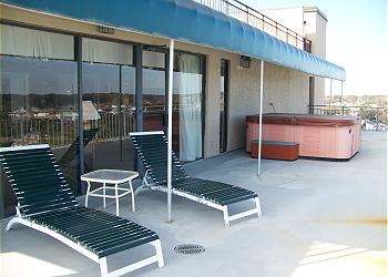 Surfmaster Penthouse E - Balcony