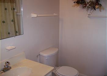 SM409-Bathroom3