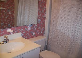 BH216-Bedroom2