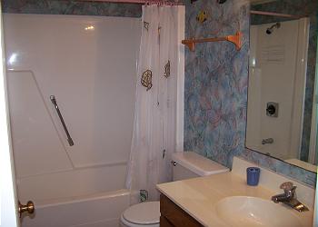 Surfmaster705-Bathroom 2