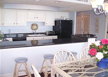Surfmaster502-Dining Area