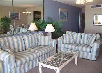 Surfmaster206-Living Area
