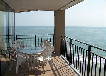Surfmaster-812-Balcony