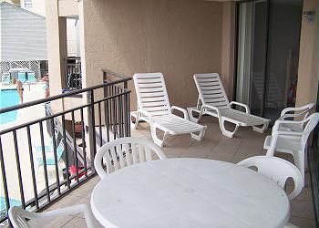 Surfmaster112-Balcony