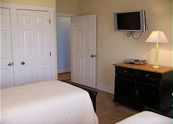 Flying-Bedroom3