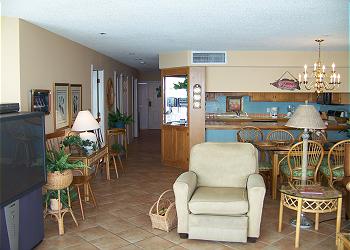 Surfmaster-812-Living Area