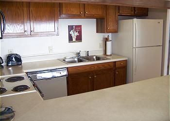 Surfmaster304-Kitchen