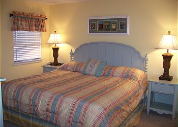 Surfmaster806-Bedroom