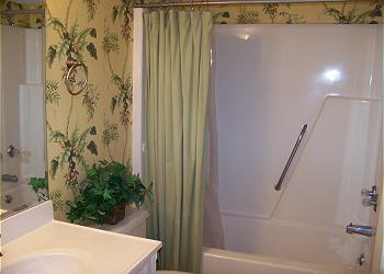 HEPHB-Bathroom 2