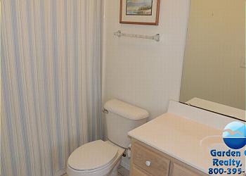 Drift Away - Bathroom 2