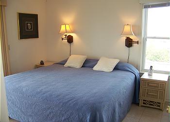 Compass Rose 21 - Bedroom 1
