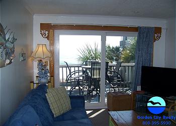 Sea Master 211 - Living Area