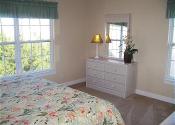Tom\'s Dream  - Bedroom 2