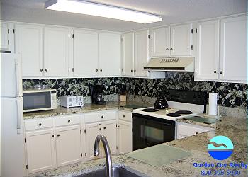 Horizon East 301 - Kitchen