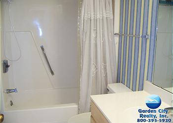 Surfmaster 804 - Bathroom 2
