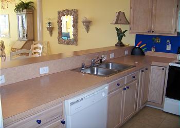 Flip Flop Inn - Kitchen