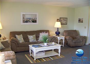 Floral Villa B5 - Living Area