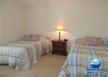 Drift Away - Bedroom 4 with 2 Doubles