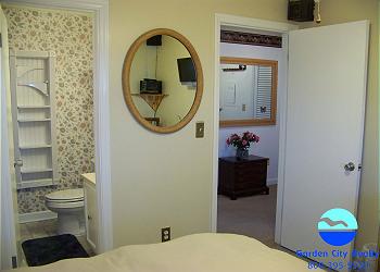 Sea Master 211 - Bedroom 2 with a Queen