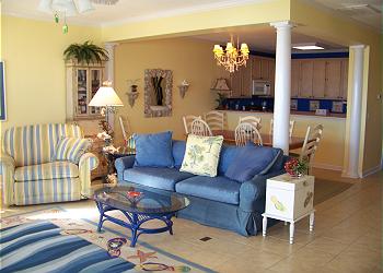 Flip Flop Inn - Living Area